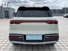 2025 BYD Yuan UP Smart Driving 401km Vitality, зелёный — фото 5