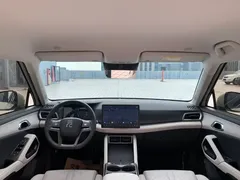 2025 BYD Yuan UP Smart Driving 401km Vitality, зелёный — фото 9