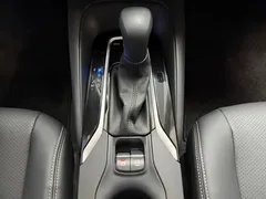 2021 Toyota Corolla TNGA 1.5L CVT Pioneer, белый — фото 15