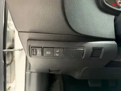 2021 Toyota Corolla TNGA 1.5L CVT Pioneer, белый — фото 16