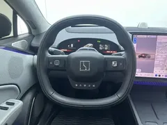 2025 Zeekr 007 Long Range 4WD Smart Driving 100kWh, чёрный — фото 15