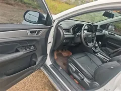 2021 Haval M6 Plus 1.5T MT Comfort, белый — фото 16