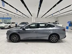 2025 BYD Qin L PHEV Smart Driving 120km — фото 3