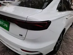 2022 Geely Emgrand 4th Gen 1.5L CVT Flagship, белый — фото 8