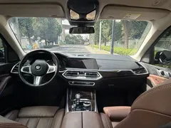 2021 BMW X5 xDrive40i Premium M Sport Package, чёрный — фото 8