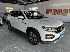 2022 Volkswagen Tayron 280TSI 2WD Luxury, белый — фото 3
