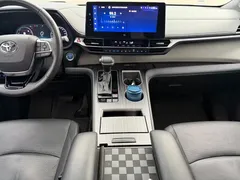 2023 Toyota Granvia 2.5L Hybrid Flagship VIP, чёрный — фото 7