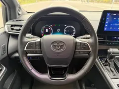 2023 Toyota Granvia 2.5L Hybrid Flagship VIP, чёрный — фото 8