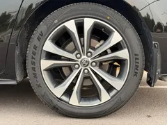 2023 Toyota Granvia 2.5L Hybrid Flagship VIP, чёрный — фото 16