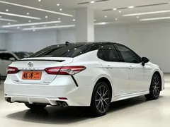 2021 Toyota Camry 2.0S Fashion, белый — фото 6