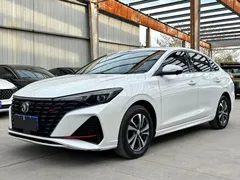 2023 Changan Eado PLUS 1.4T GDI DCT Premium, белый — фото 1
