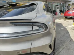 2025 Xiaomi YU7 4WD Max — фото 8