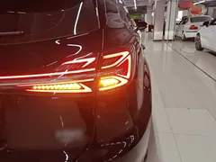 2023 Hongqi HS5 2.0T Pro, чёрный — фото 8