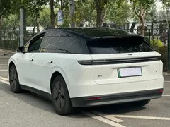 2026 Li Auto i6 2WD Standard, белый — фото 22