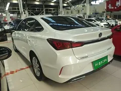 2021 Changan Eado PLUS 1.6L GDI CVT Elite, белый — фото 5
