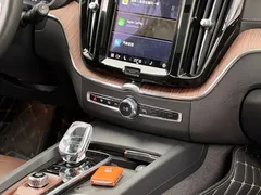 2024 Volvo XC60 4WD Zhiyuan Luxury — фото 10