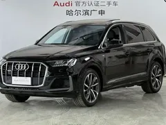 2023 Audi Q7 55 TFSI quattro S line Sport, чёрный — фото 1