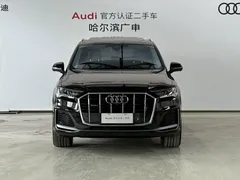 2023 Audi Q7 55 TFSI quattro S line Sport, чёрный — фото 3