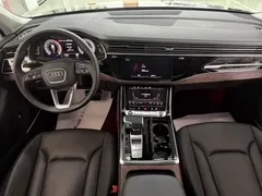 2023 Audi Q7 55 TFSI quattro S line Sport, чёрный — фото 6