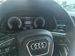 2023 Audi Q7 55 TFSI quattro S line Sport, чёрный — фото 8