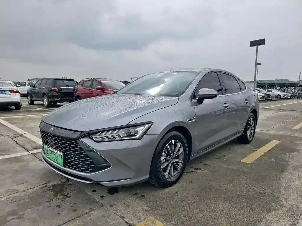 2023 BYD Qin PLUS Champion DM-i PHEV 55KM Leading