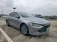 2023 BYD Qin PLUS Champion DM-i PHEV 55KM Leading — фото 3