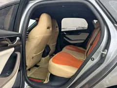2023 BYD Qin PLUS Champion DM-i PHEV 55KM Leading — фото 10