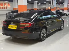 2022 Honda Accord 2.0L Hybrid, чёрный — фото 7