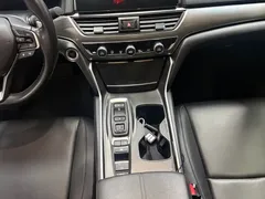 2022 Honda Accord 2.0L Hybrid, чёрный — фото 16