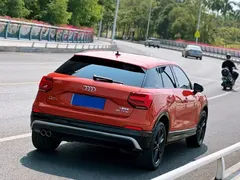 2022 Audi Q2L 35 TFSI Sport — фото 4