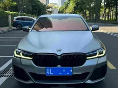 2021 BMW 5 Series 530i M Sport Package — фото 3