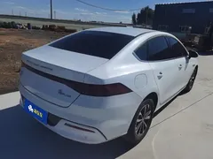 2024 BYD Qin PLUS Honor DM-i PHEV 55km Leading, белый — фото 3