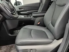 2021 Toyota Sienna 2.5L Hybrid Ultimate, чёрный — фото 11