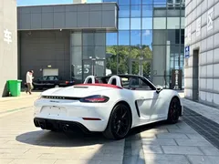 2022 Porsche 718 Boxster 2.0T, белый — фото 6