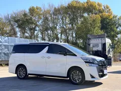 2021 Toyota Vellfire 2.5L Hybrid HV Luxury, белый — фото 3