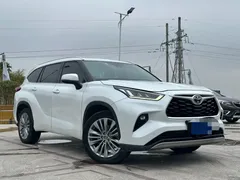 2022 Toyota Highlander 380T 4WD Premium 7-seat, белый — фото 2