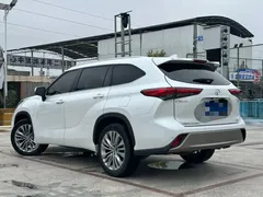 2022 Toyota Highlander 380T 4WD Premium 7-seat, белый — фото 5