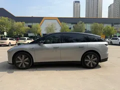 2025 Li Auto i6 4WD Standard — фото 18