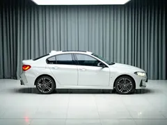 2021 BMW 1 Series 125i M Sport Night Edition, белый — фото 4