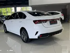 2023 Kia Cerato 1.5L CVT Luxury, белый — фото 4