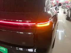 2025 Li Auto L8 Smart Refresh, чёрный — фото 8