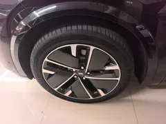 2025 Li Auto L8 Smart Refresh, чёрный — фото 23