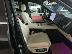 2025 Li Auto L8 Smart Refresh, чёрный — фото 25
