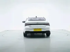 2022 Hyundai Elantra 1.5L CVT GLX Elite, белый — фото 3