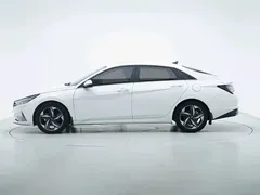 2022 Hyundai Elantra 1.5L CVT GLX Elite, белый — фото 9