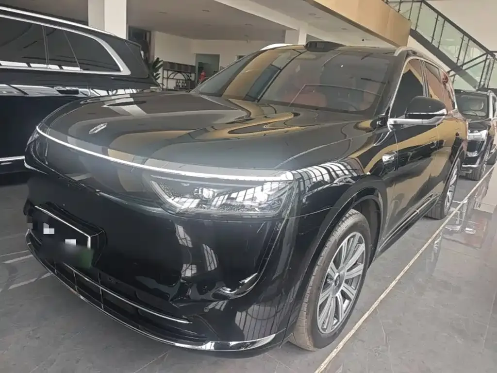 2025 Aito M8 EREV Max 37kWh 6-seat 192-line Lidar