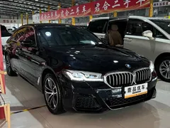 2022 BMW 5 Series 525Li M Sport Package, чёрный — фото 3