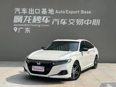 2022 Honda Accord 260TURBO Premium, белый — фото 4