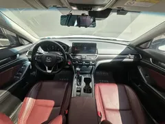 2022 Honda Accord 260TURBO Premium, белый — фото 5