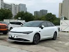 2024 Xpeng P5 500 Pro, белый — фото 1